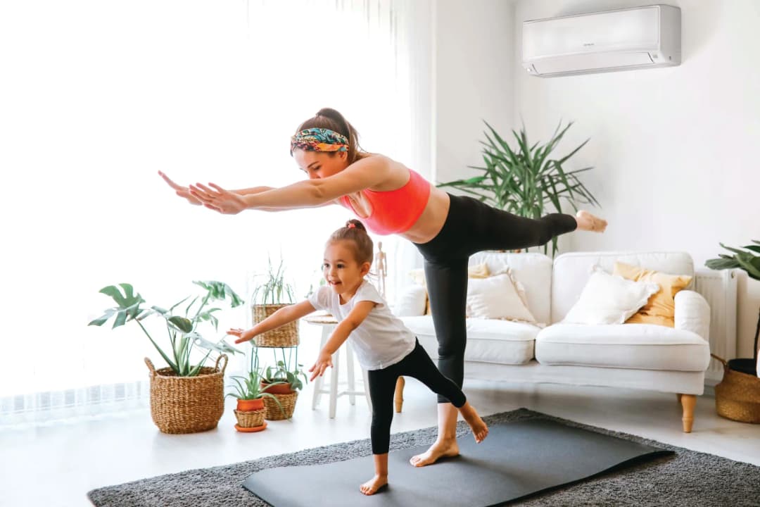 Wohnzimmer mit Wärmepumpe